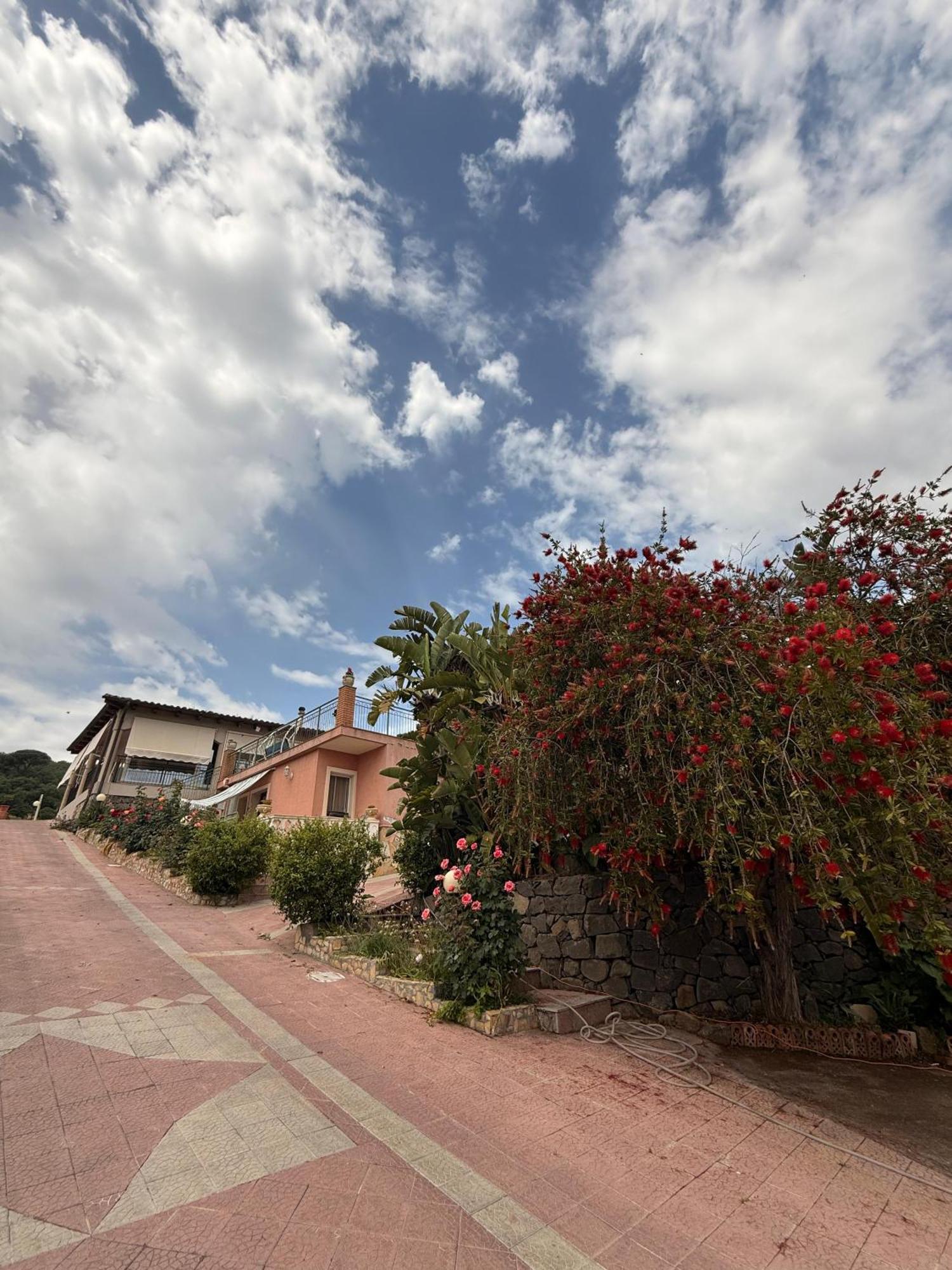 Villa Militello Nel Borgo Piu Bello Di Italia Del 2025 Militello in Val di Catania Eksteriør bilde